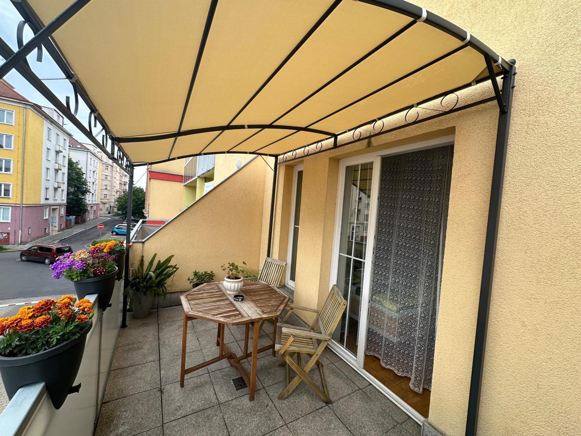 Apartment Julia In The Center Of Karlsbad Exteriör bild